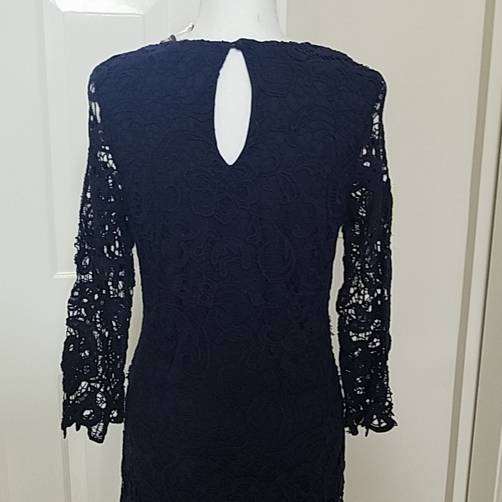 Dress - Picture 3 of 5